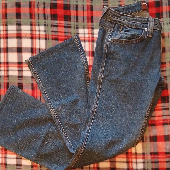 Vigoss Boot Cut Jeans - Picture 6 of 6